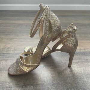 New Michael Kors Kimberly Glitter Sandals size 6.5